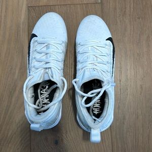 Women’s Nike lacrosse/soccer cleats. Hardly worn. Size 7.